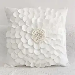 立体感お花モチーフのクッションカバー45cm ホワイト