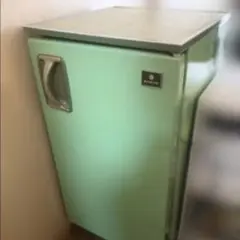 【ジャンク品】レトロ冷蔵庫 ミントグリーン