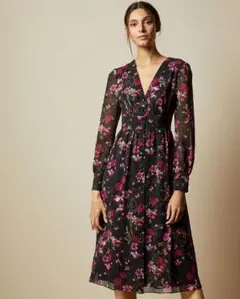 ✴️人気作 新品 ♡ Ted Baker ロングワンピース