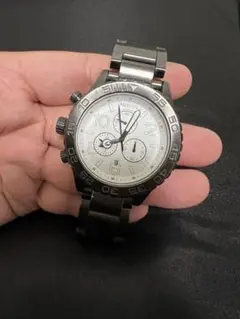 NIXON クロノグラフ 腕時計 シルバー　42-20