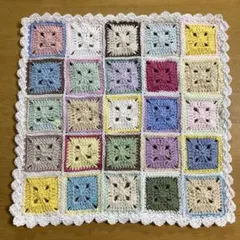 マルチカバー　インテリアマット　カラフルモチーフ　ハンドメイド　かぎ針編み