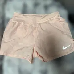 Nike メッシュ　ランニングショーツ ピンク