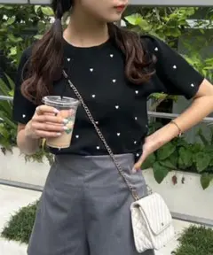 NICE CLAUP ナイスクラップ　ハート刺繍入りかわいいニットトップス