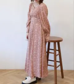 バックレースアップパイピング花柄ワンピース