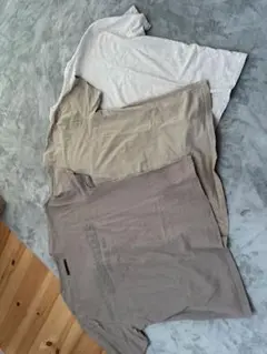 ESSENTIALS Tシャツ 3枚セット