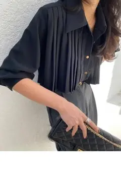 夏コーデ❤️可愛いプリーツシャツ トップス　高見せオフィスカジュアル