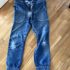 Item thumbnail for item bab0298c-1338-493f-95d4-8f5fc5ce7029