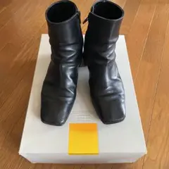 MAISON EUREKA マットレザー スクエアトゥショートアンクルブーツ