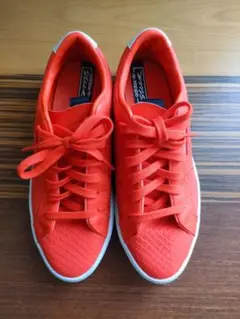 【美品】アディダスadidas Slick オレンジ スニーカー 23センチ