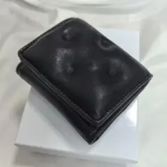 ☆人気☆マルジェラ 三つ折り財布 エンベロープ プリント ラムスキン 黒