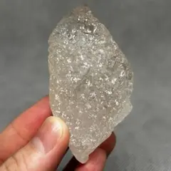 ② ブラジル産　水晶　原石　握り石　92g
