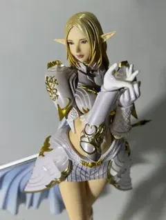 【非売品】LineageⅡ 公認 クリスタルアート エルフ Amazon.co.jp: リネージュ2 エルフ (1/7スケールPVC塗装済み完成