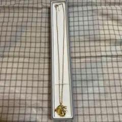 生前整理　金色いるか型ペンダントネックレス
