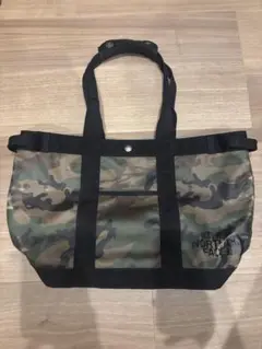 THE NORTH FACE カモフラトートバッグ
