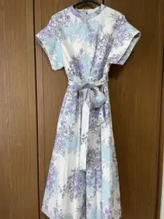 ［新品］LERASE 花柄　ワンピース