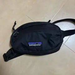 patagonia ボディバッグ ブラック