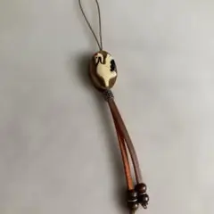 ★新品★釧路湿原　丹頂鶴　木彫りキーホルダー　本革