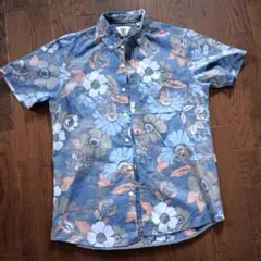 VISSLA 花柄 半袖シャツ