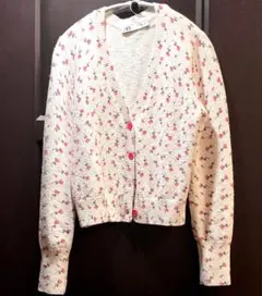ZARA レディース 白 花柄 Vネック カーディガン 長袖 Mサイズ