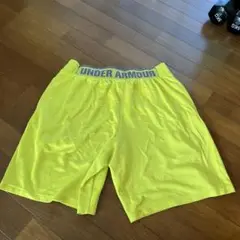 under armor アンダー　アーマー　トレーニング　ハーフ　パンツ　XL