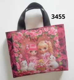 3455　女の子と猫パネルのそこまでトート