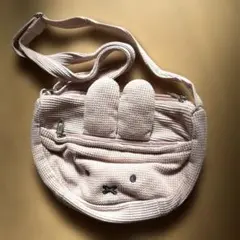 Item thumbnail for item b60bdf0d-6700-4ba8-bda8-b625cddfd3b1