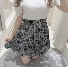 evelyn ベルトフロッキー スカート