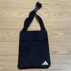adidas アディダス　ショルダーバッグ　サコッシュ　ノベルティ　黒
