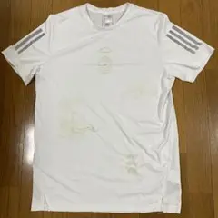 adidasランニングTシャツ