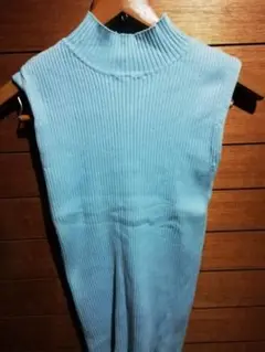 ノースリー　ハーフネックニット