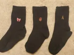 キッズ靴下3足セット 黒色刺繍デザイン