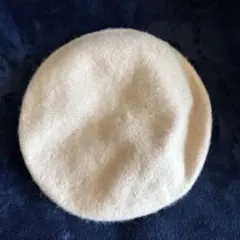 ウールクリーム色ベレー帽 57cm