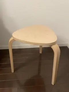 IKEA KYRRE シスレ　木製三角形スツール