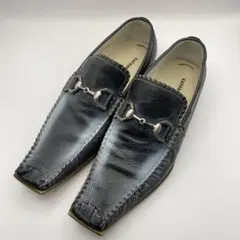 黒レザーローファー金具付き KATHARINE HAMNEETTLONDON
