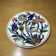 エジプト　花柄の手描き陶器皿