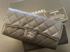 CHANEL 二つ折り長財布 キャビアスキン シルバー金具 未使用