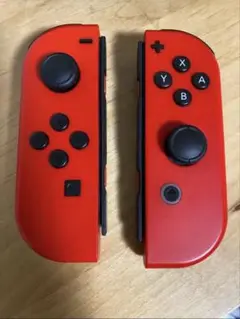 Nintendo Switch Joy-Con 赤