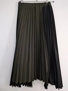 オリーブグリーン ブラック プリーツスカート