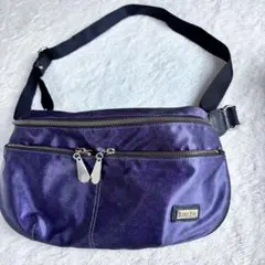 美品　ANNA SUI ボディバッグ 紫　ショルダー