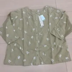 新品　刺繍入りベージュ五分袖シャツ