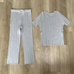 プリーツプリーズ　セットアップ