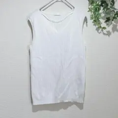 【ジーユー】ホワイト UVカットウォッシャブルVネックセーター　Sサイズ