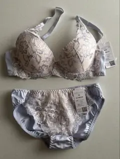 新品　レディース上下セット