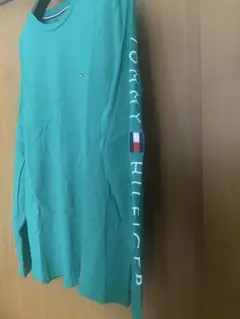 【即購入可】最安値TOMMY HILFIGER ロンT Lサイズ　グリーン