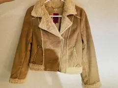 DOLLY GIRL BY ANNA SUI ベスト アウター 羊革　ムートン DOLLY GIRL BY ANNA SUI ベスト アウター 牛革