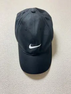 【美品】Nike 黒 キャップ 後ろ調整可能　ゴルフアウトドア