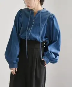 quarancielデニム ボリュームスリーブ ボウタイ ブラウス¥12,100