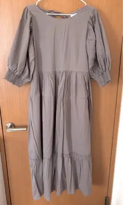 【新品】ロングワンピース rps レディース フレア 半袖 綿 夏 グレージュ