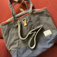 Item thumbnail for item 69da2d02-cfe7-4744-81db-1ce7f1e28509