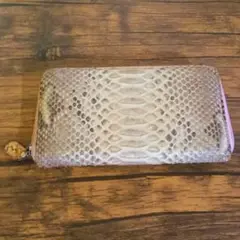 新品　金運上昇　ヘビ革　パイソン　長財布　ピンク　匿名配送　財布